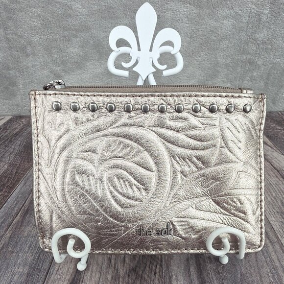 The Sak Silverlake ID Card Wallet Metallic Leather Silver Pewter Embossed Studs - Picture 11 of 11